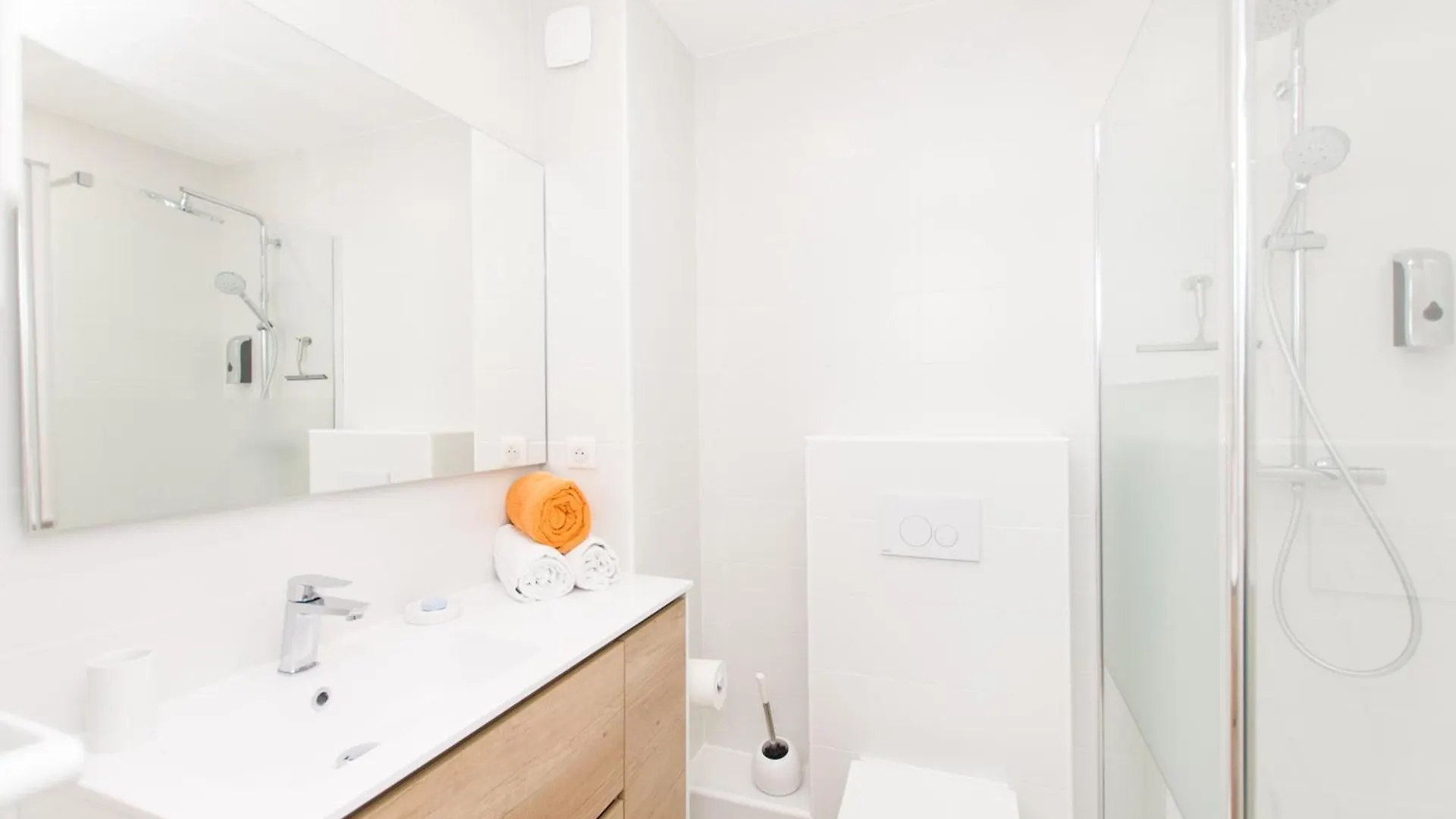 Apartment L Escapade Nature Et Gourmande Gites, Chambres D'Hotes, Piscine, Spa Toulouse Colomiers Gers
