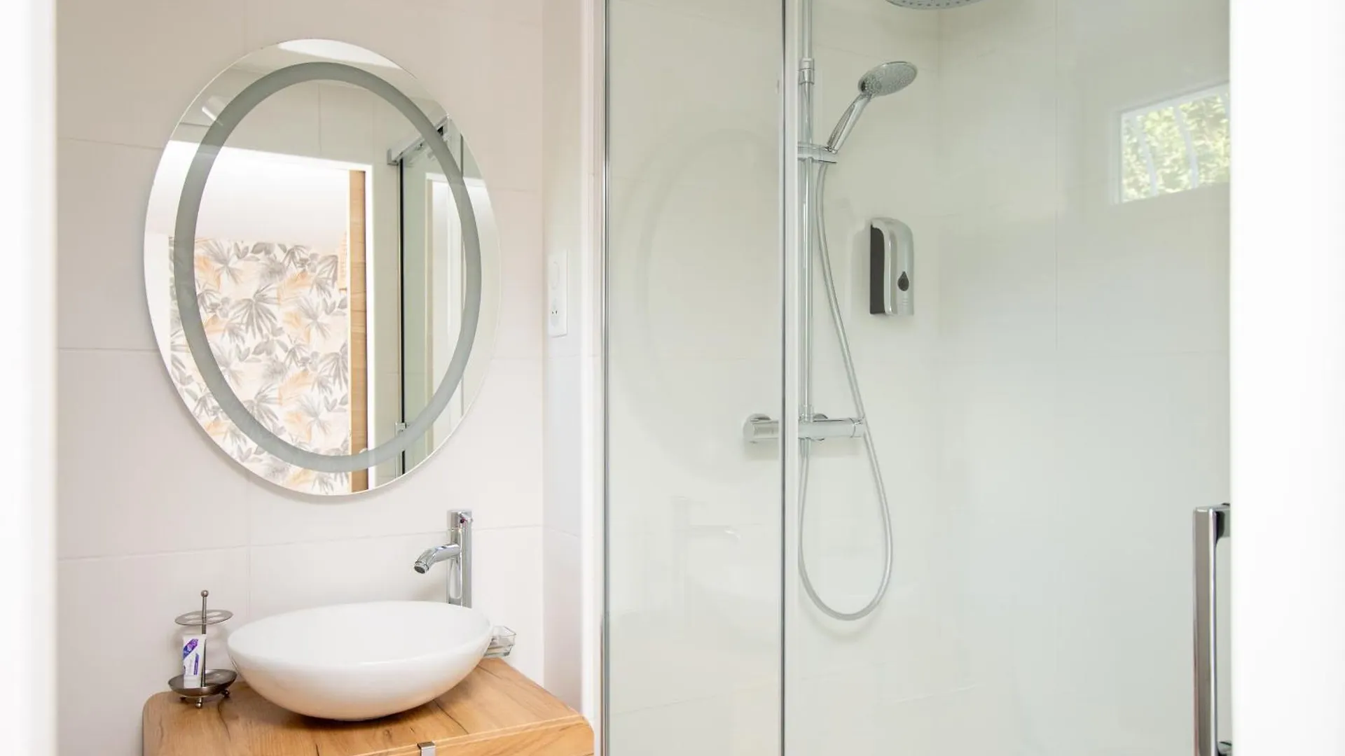 L Escapade Nature Et Gourmande Gites, Chambres D'Hotes, Piscine, Spa Toulouse Colomiers Gers